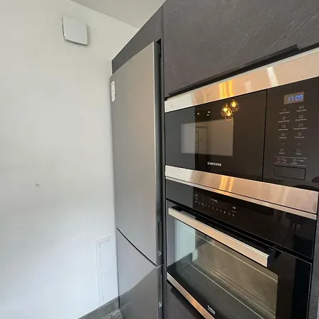 Expo Versailles Apartment
